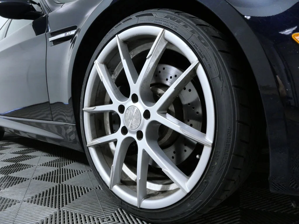 Used 2009 Black BMW Base image 2