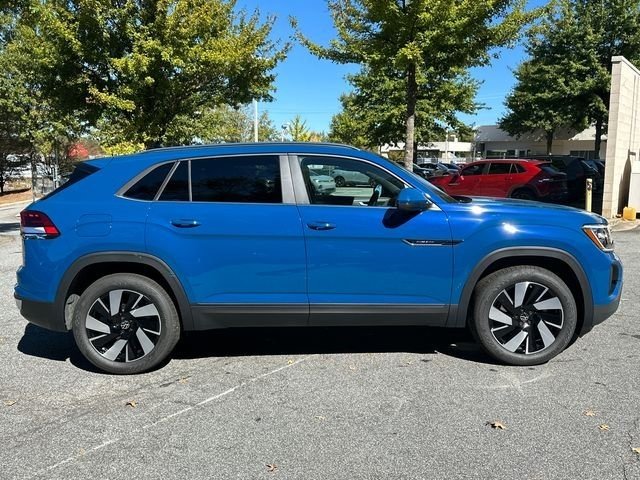 New 2026 Mountain  Lake Blue Metallic Volkswagen 2.0T SE w/Technology image 8