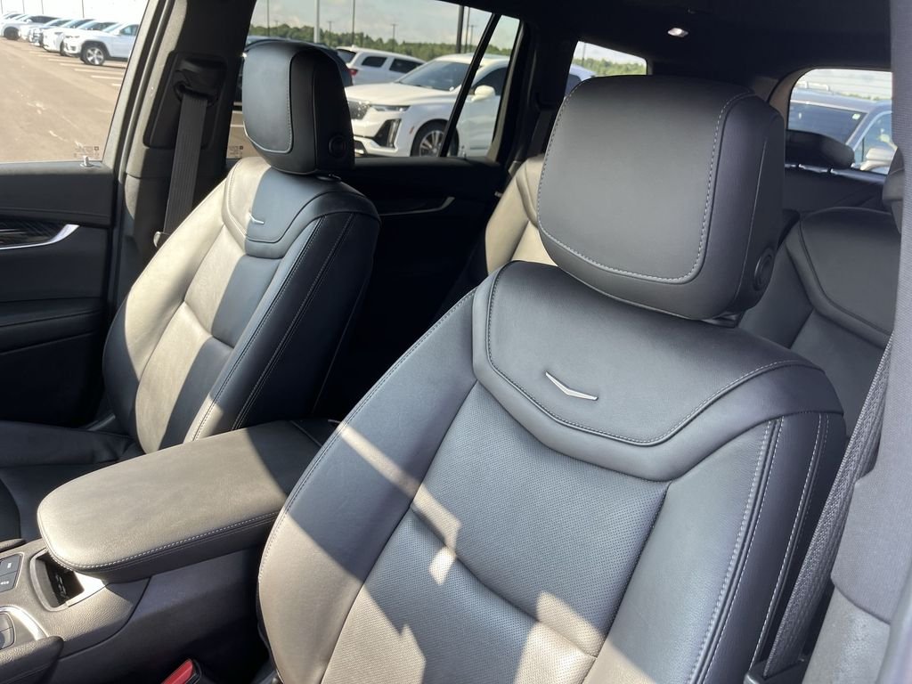 Used 2023 White Cadillac Premium Luxury image 11