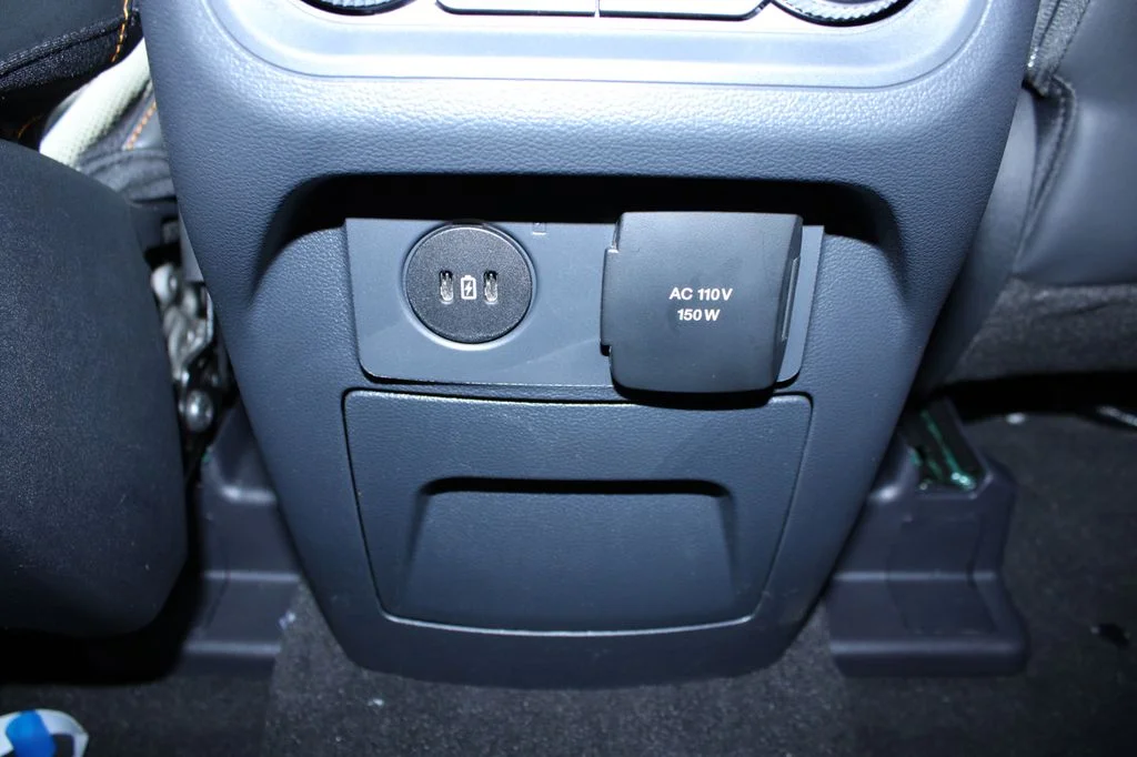 New 2026 Carbonized Gray Metallic Ford Tremor® image 21