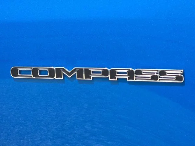 Certified Used 2022 Blue Jeep Latitude image 36