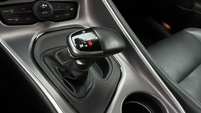 Used 2020 Red Dodge SXT image 28