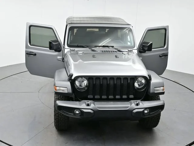 Used 2020 Billet Silver Met Jeep Willys Sport image 38