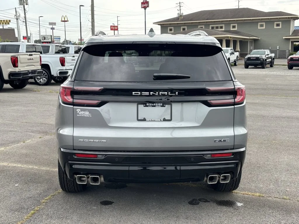 2026 GMC Acadia Denali Ultimate - Photo 7