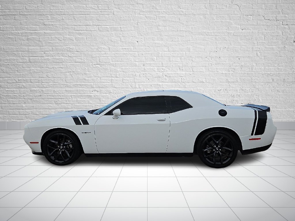 Used 2022 White Dodge R/T image 2