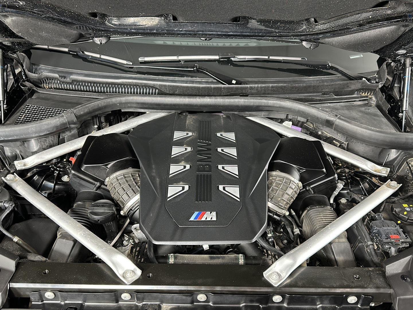 Certified Used 2024 Black Sapphire Metallic BMW M60i image 7