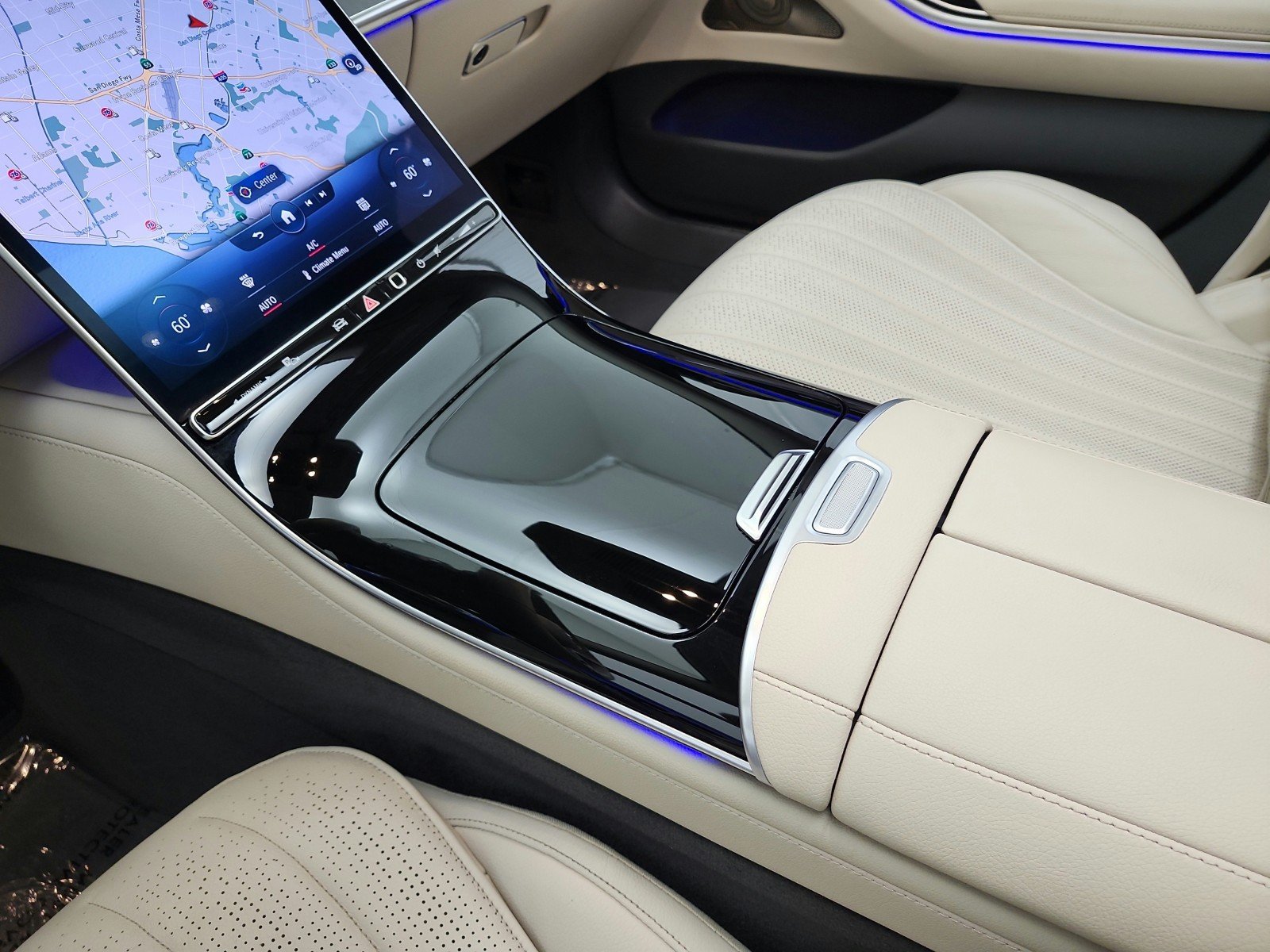 Used 2023 Black Mercedes-Benz S 500 4MATIC® Sedan image 11