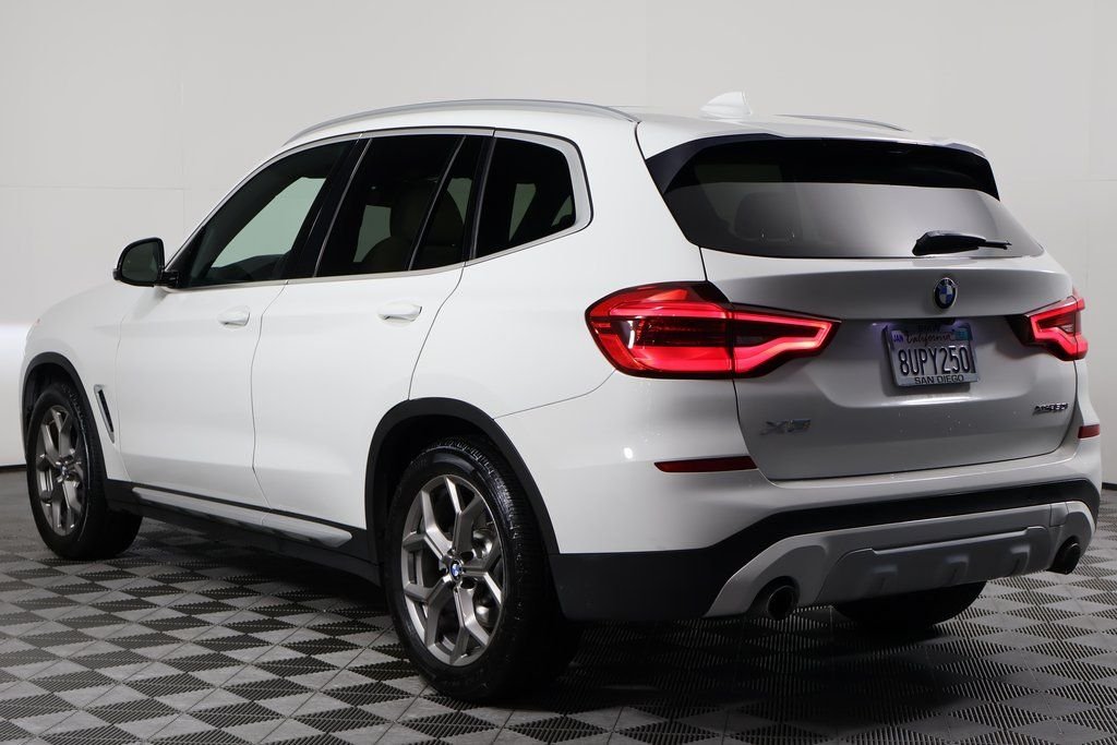 Used 2021 Alpine White BMW xDrive30i image 6