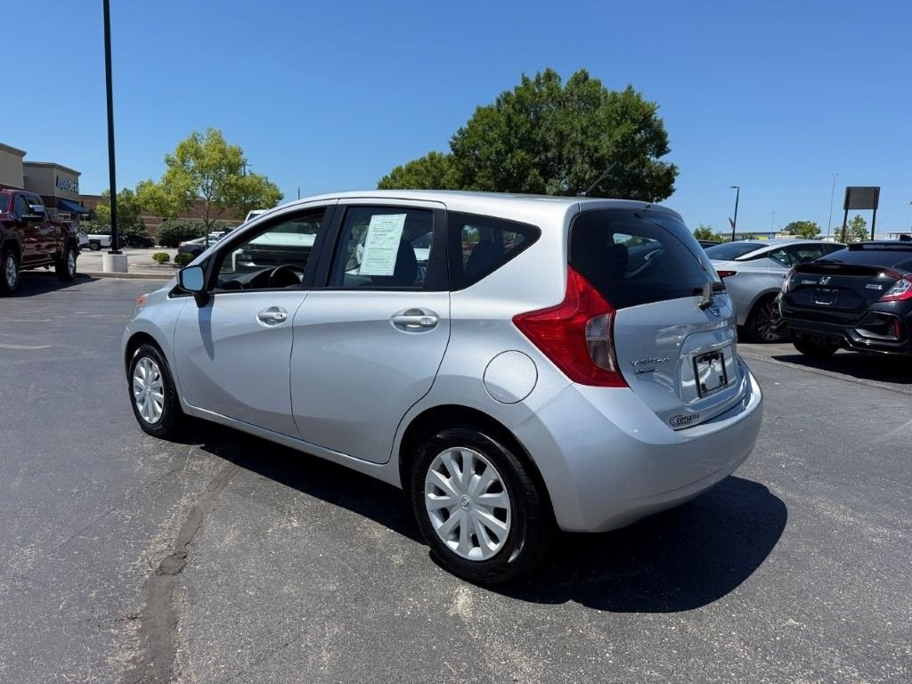 Used 2015 Silver Nissan SV image 4