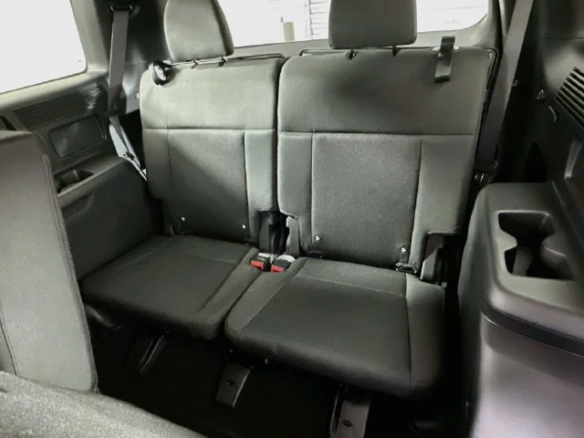 New 2027 Gray Hyundai SE image 12