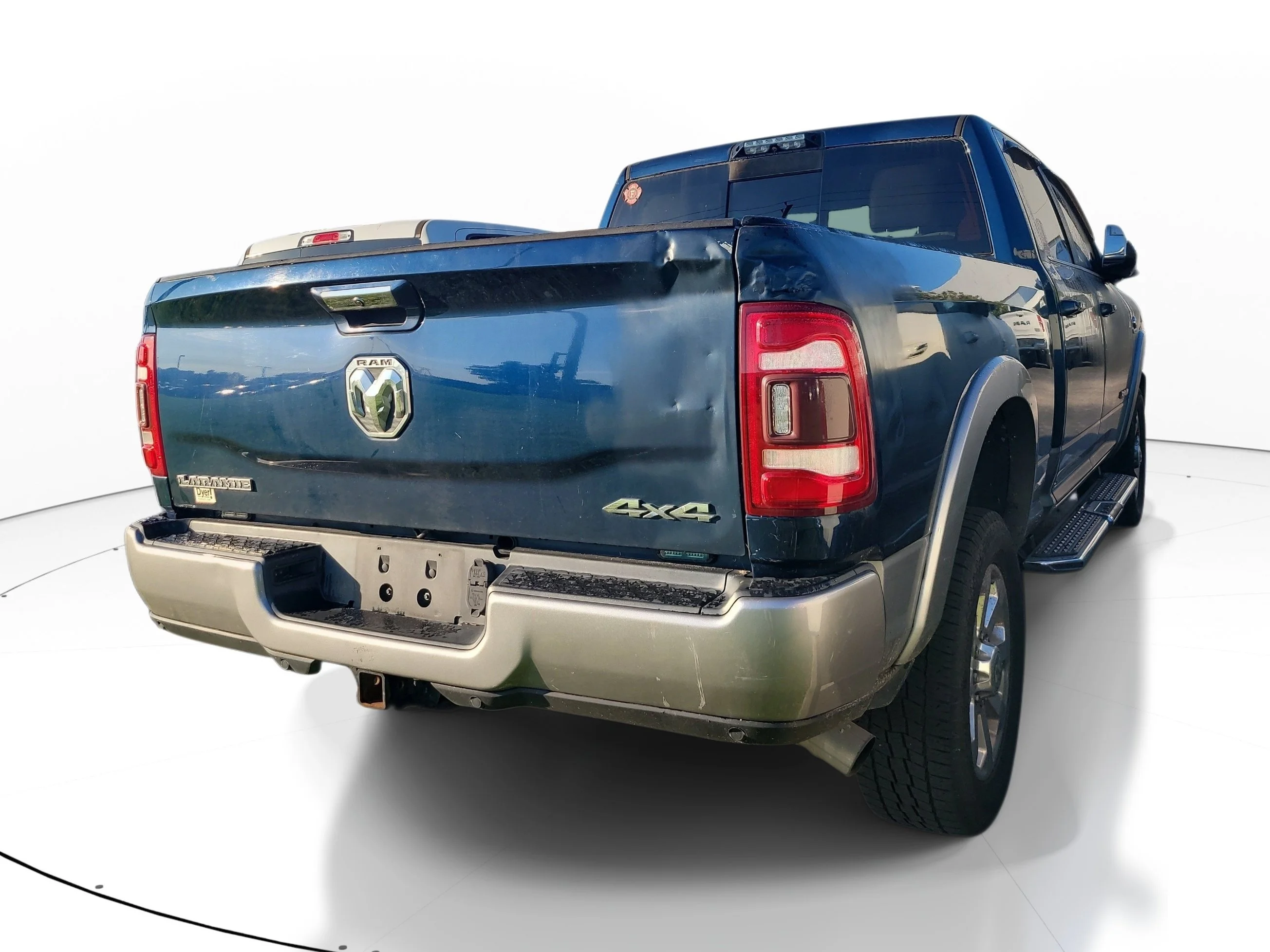 Used 2021 Patriot Blue Pearlcoat Ram Laramie image 4