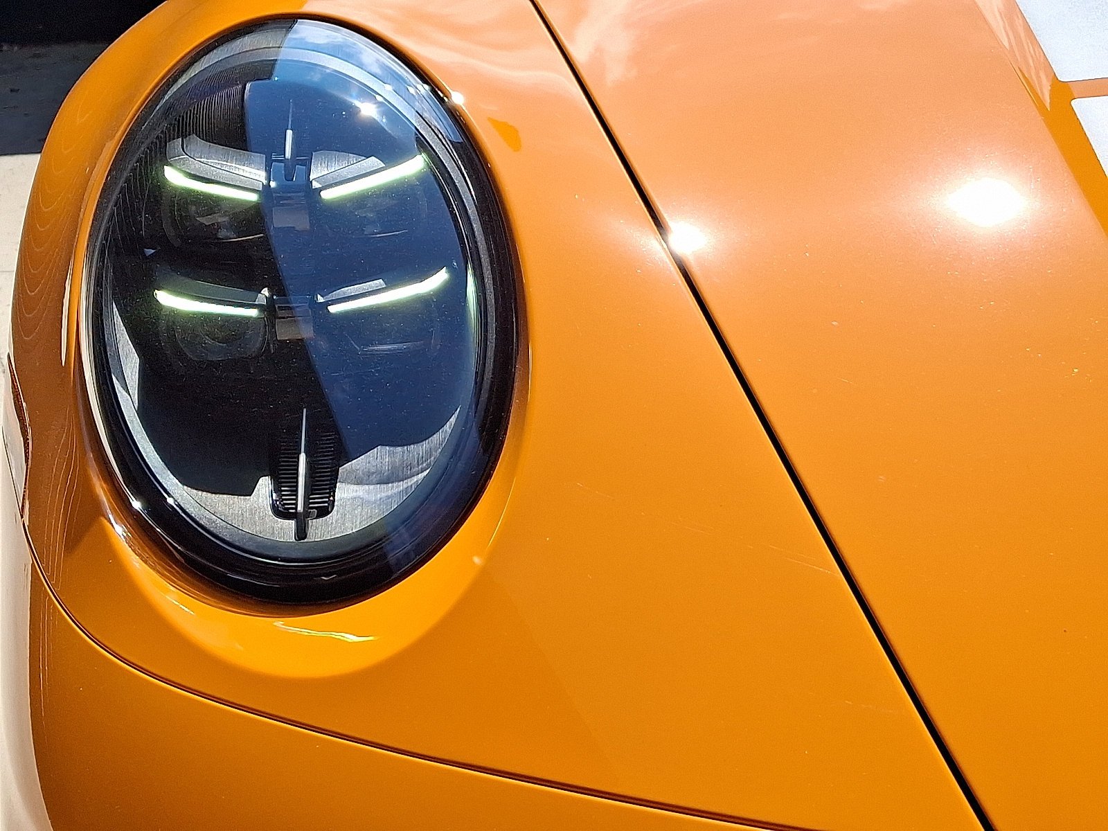 New 2026 Paint to Sample: Signalorange Porsche Spirit 70 image 12