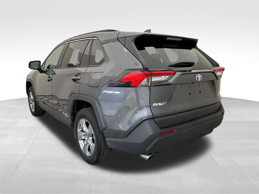 Used 2025 Gray Toyota XLE image 3