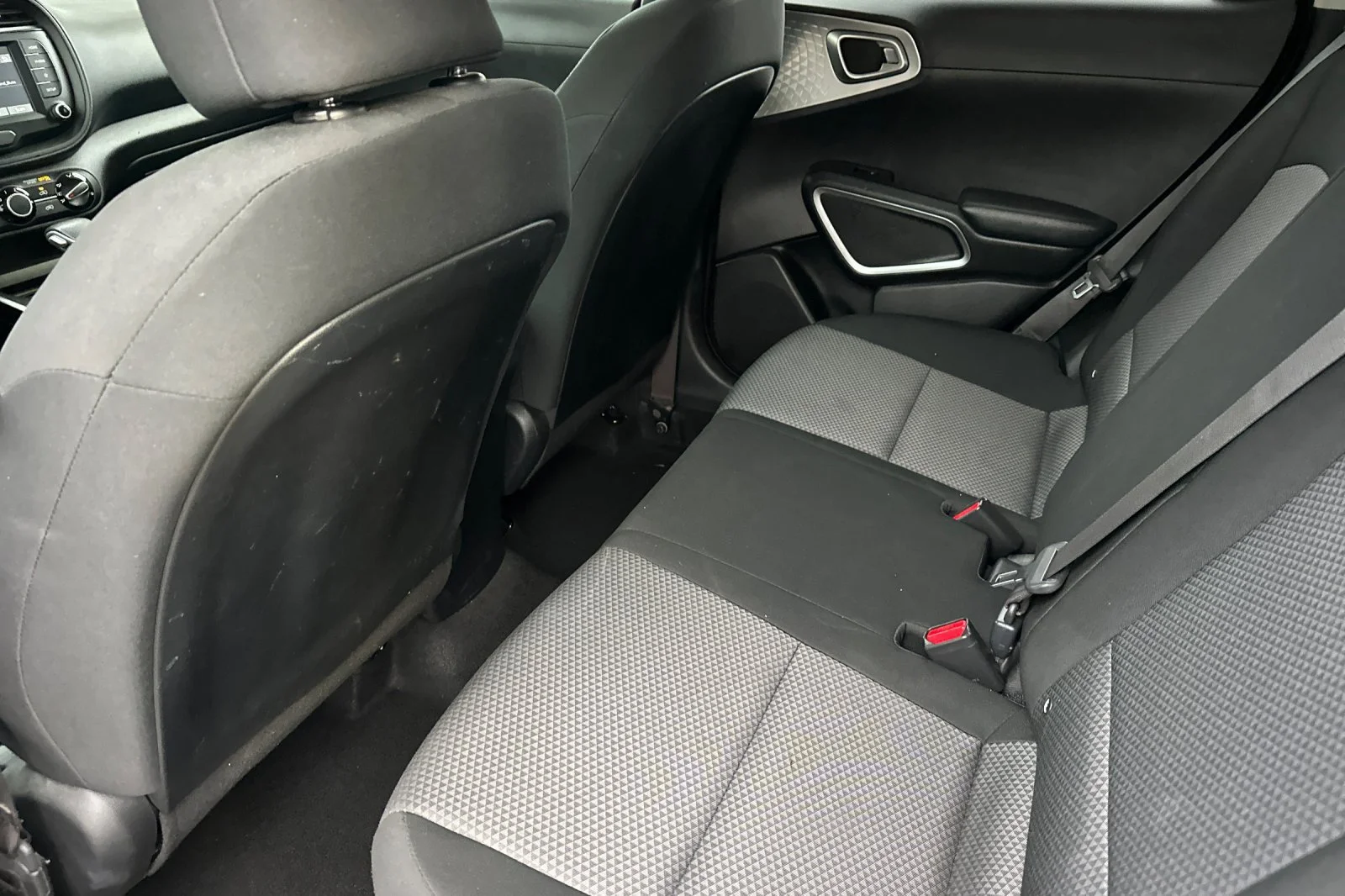 Used 2020 Black Kia LX image 12