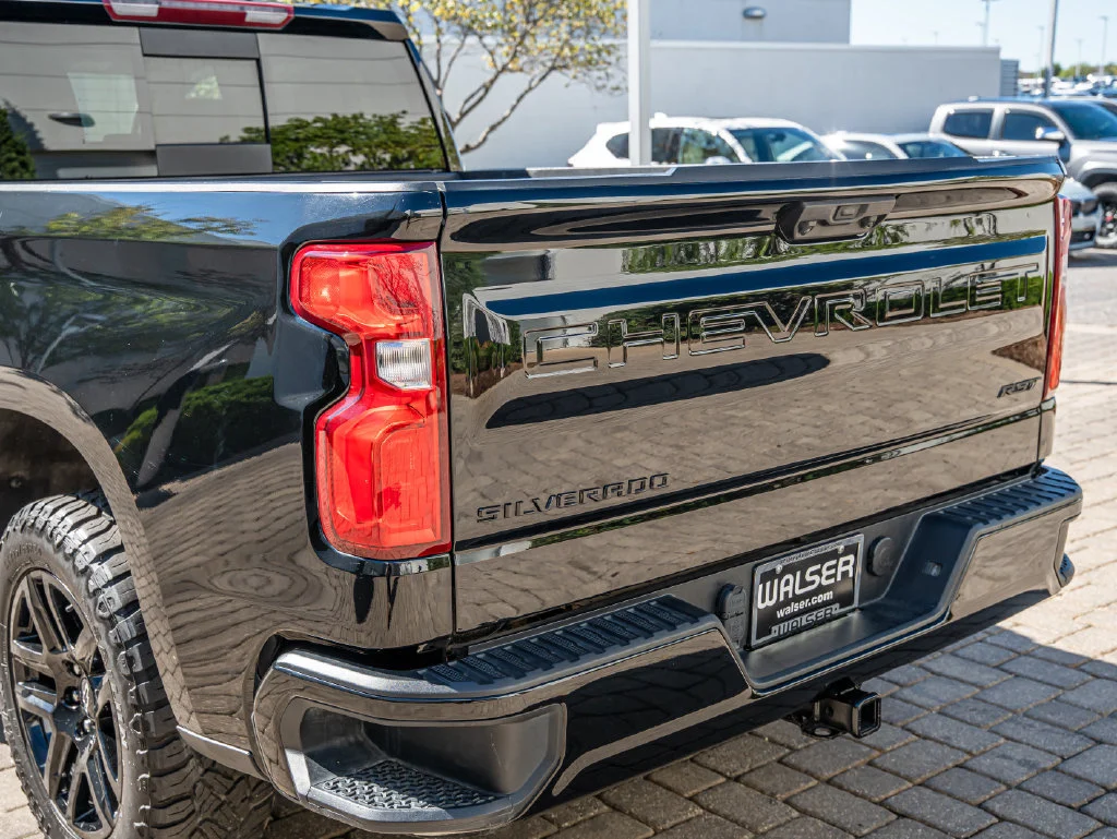 Used 2024 Black Chevrolet RST image 17