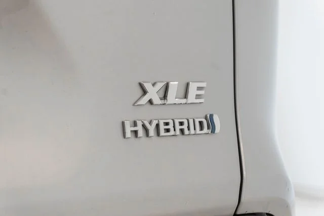 Used 2024 Silver Toyota XLE image 10