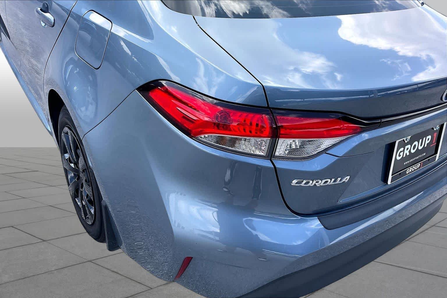Used 2025 Celestite Toyota Hybrid LE image 55