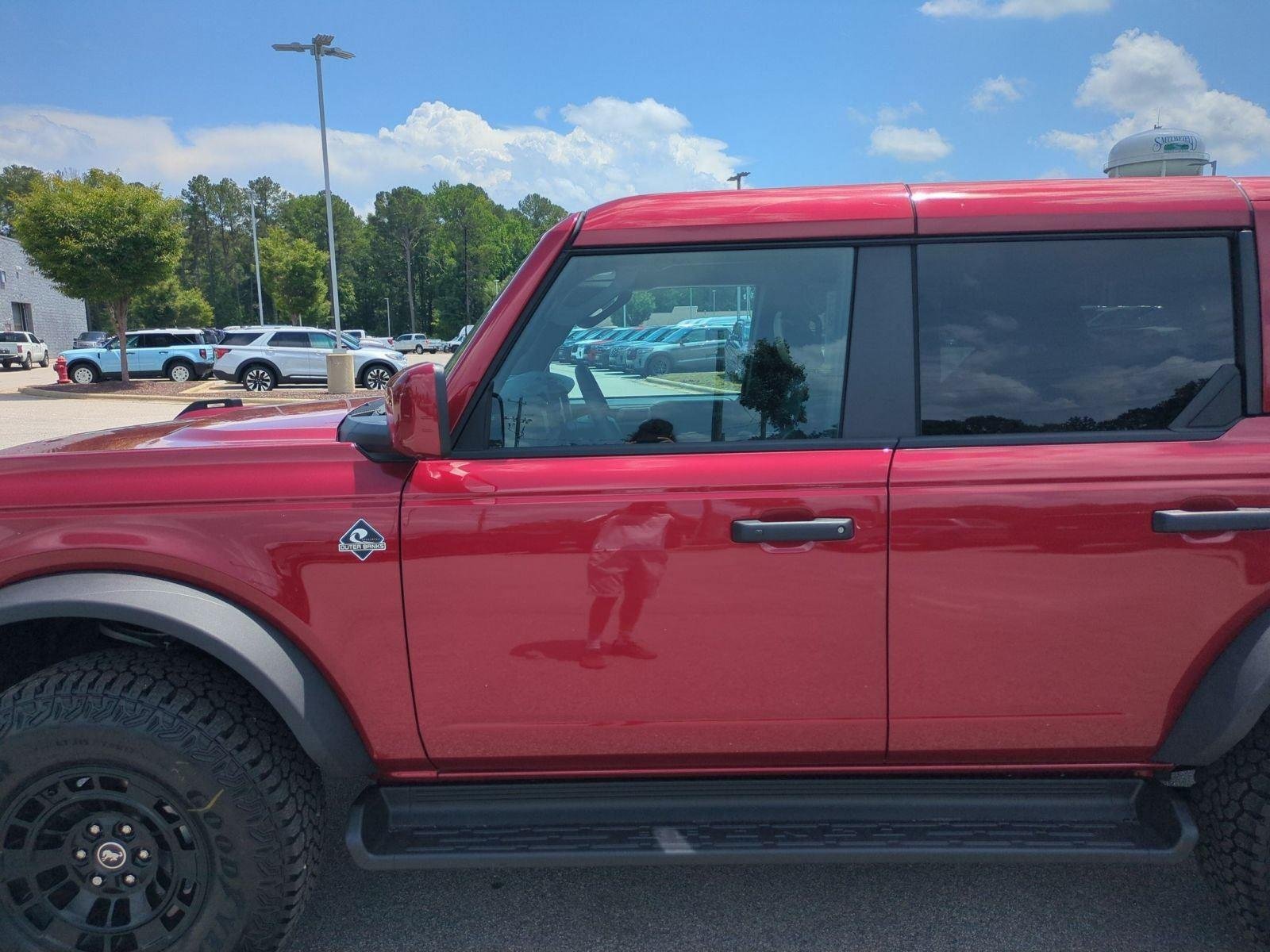 New 2026 Ruby Red Metallic Tinted Clearcoat Ford Outer Banks® image 15