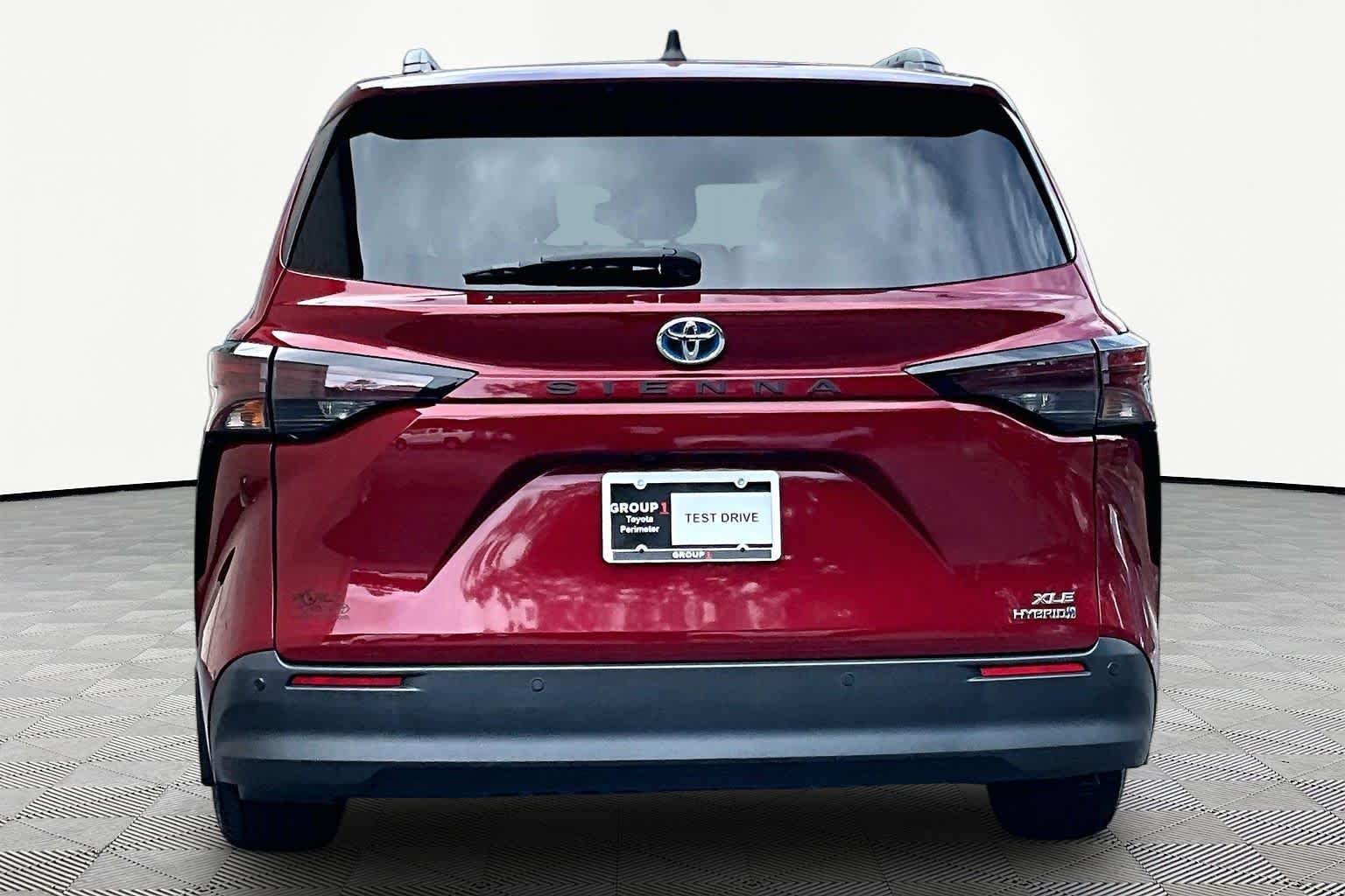 Used 2024 Ruby Flare Pearl Toyota XLE image 5