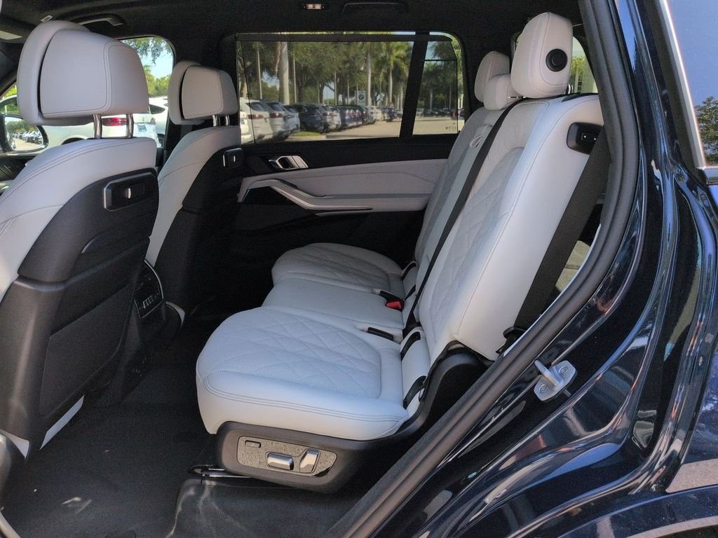 New 2027 Blue BMW xDrive40i image 14