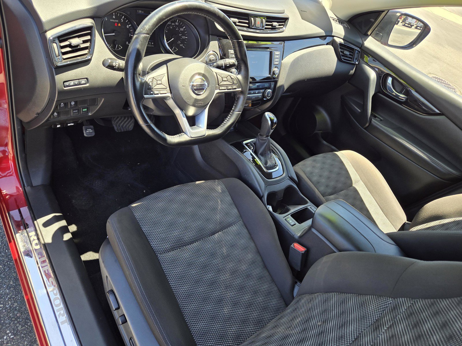 Certified Used 2022 Scarlet Ember Nissan SV image 21