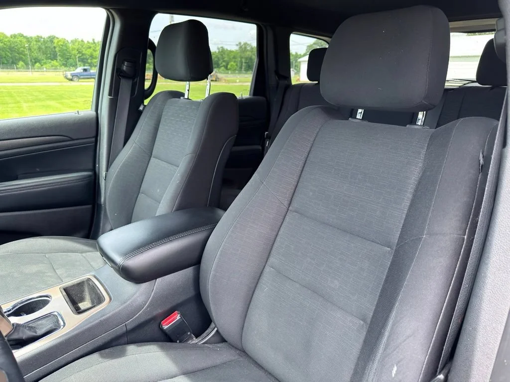 Used 2017 Black Jeep Laredo image 22