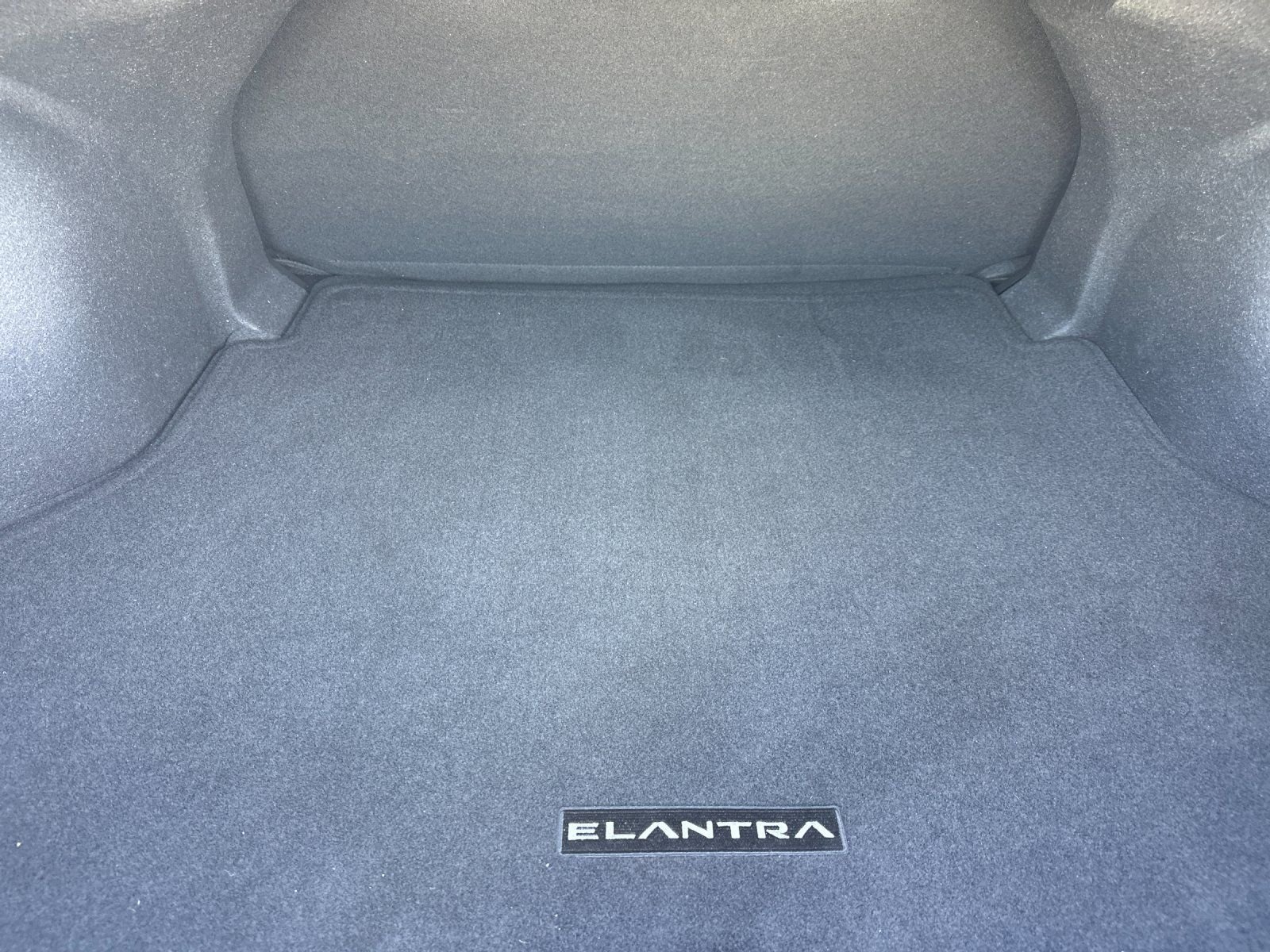 2024 Hyundai Elantra SEL - Photo 14
