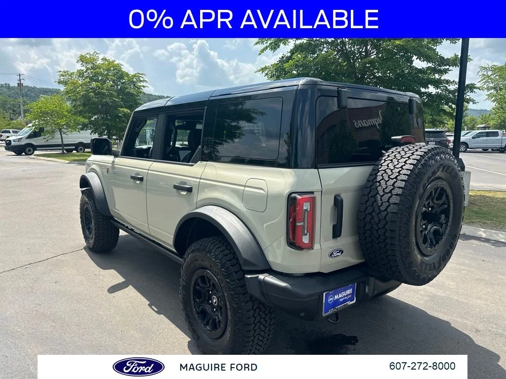 New 2026 Desert Sand Ford Badlands® image 6