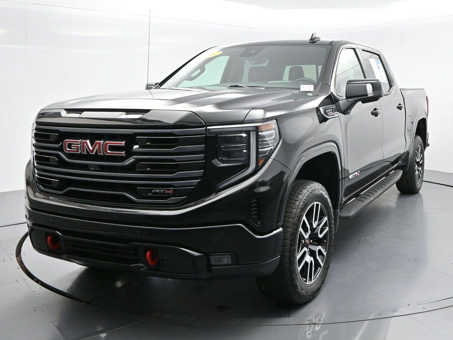 Used 2026 Onyx Black GMC AT4 image 3