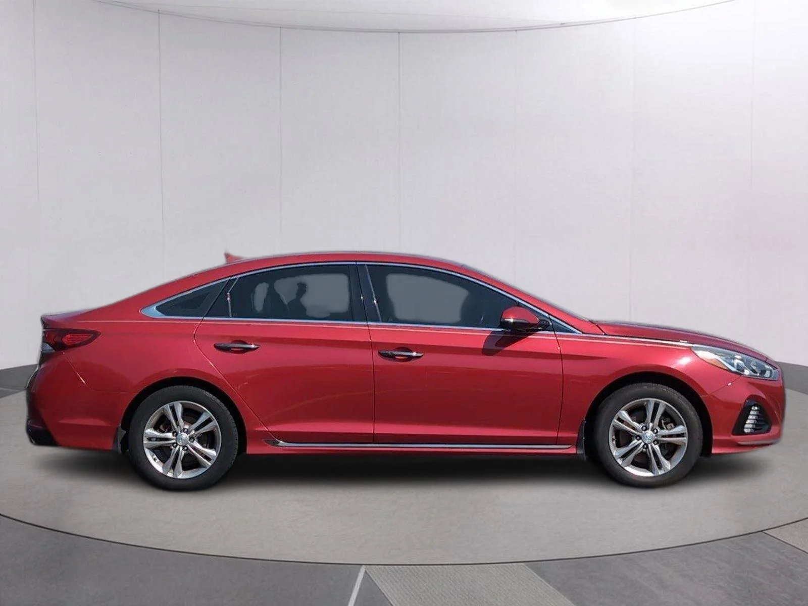 Used 2019 Quartz White Pearl Hyundai Sport image 8