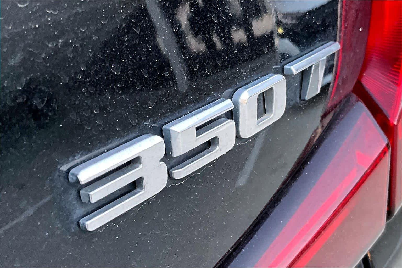 Used 2020 Stellar Black Metallic Cadillac FWD Premium Luxury image 33
