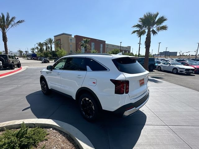 New 2026 Glacial White Pearl Kia S image 5