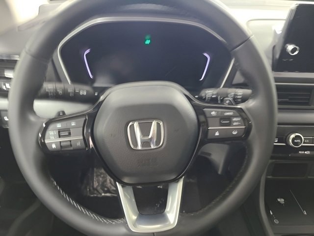 Used 2025 Platinum White Pearl Honda Touring image 30