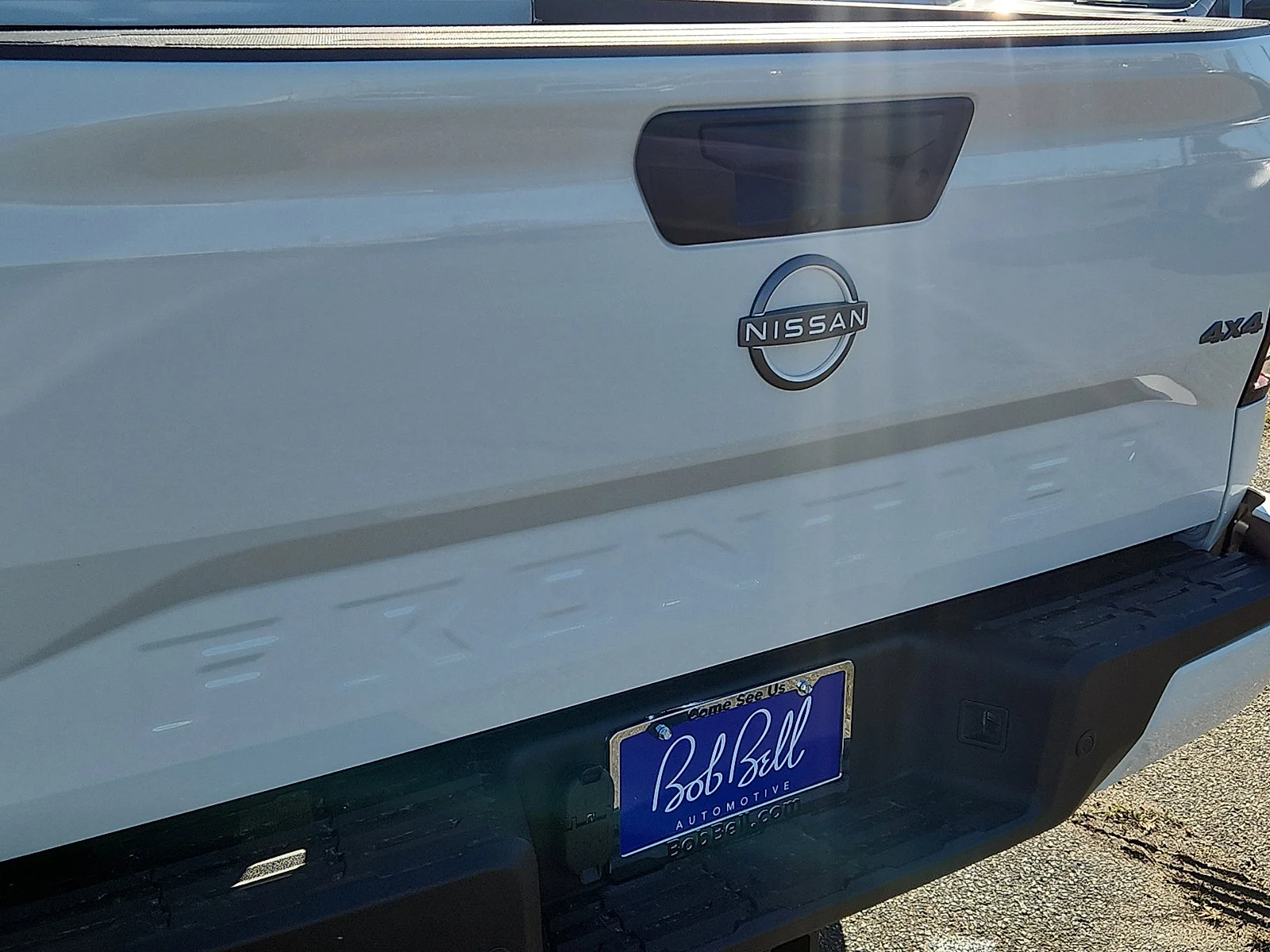 New 2026 Glacier White Nissan Crew Cab SV image 17