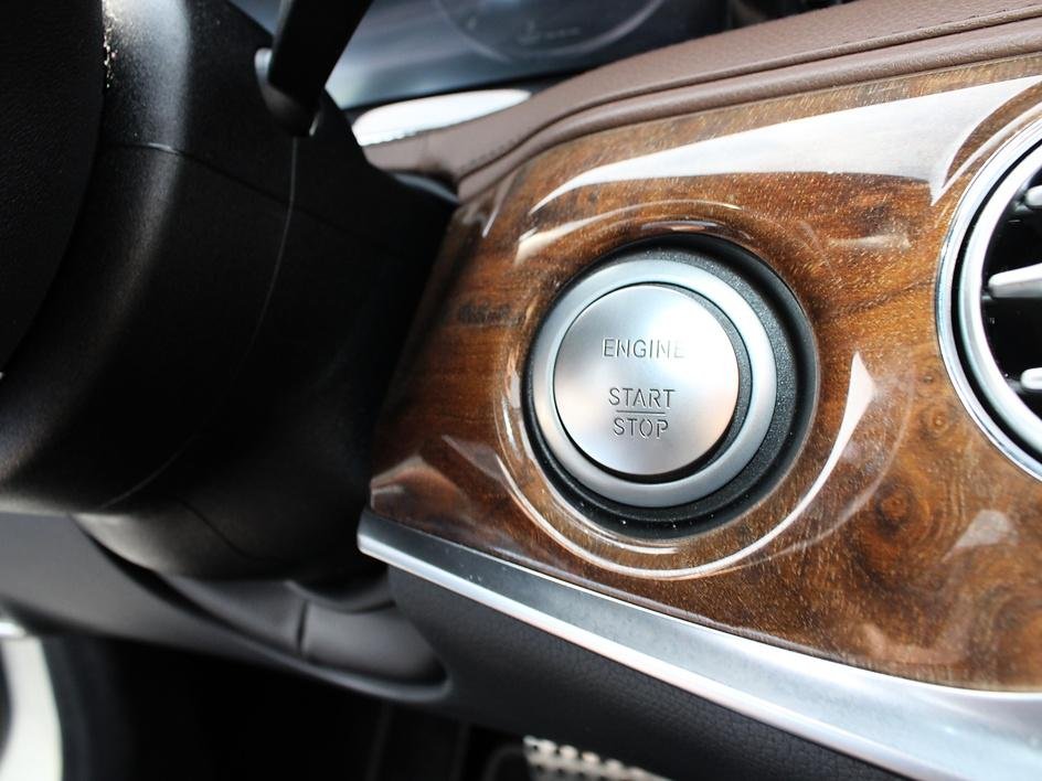 Used 2015 White Mercedes-Benz S 550 image 33