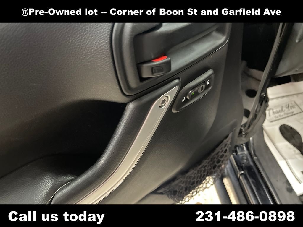Used 2012 Black Jeep Unlimited Rubicon image 16