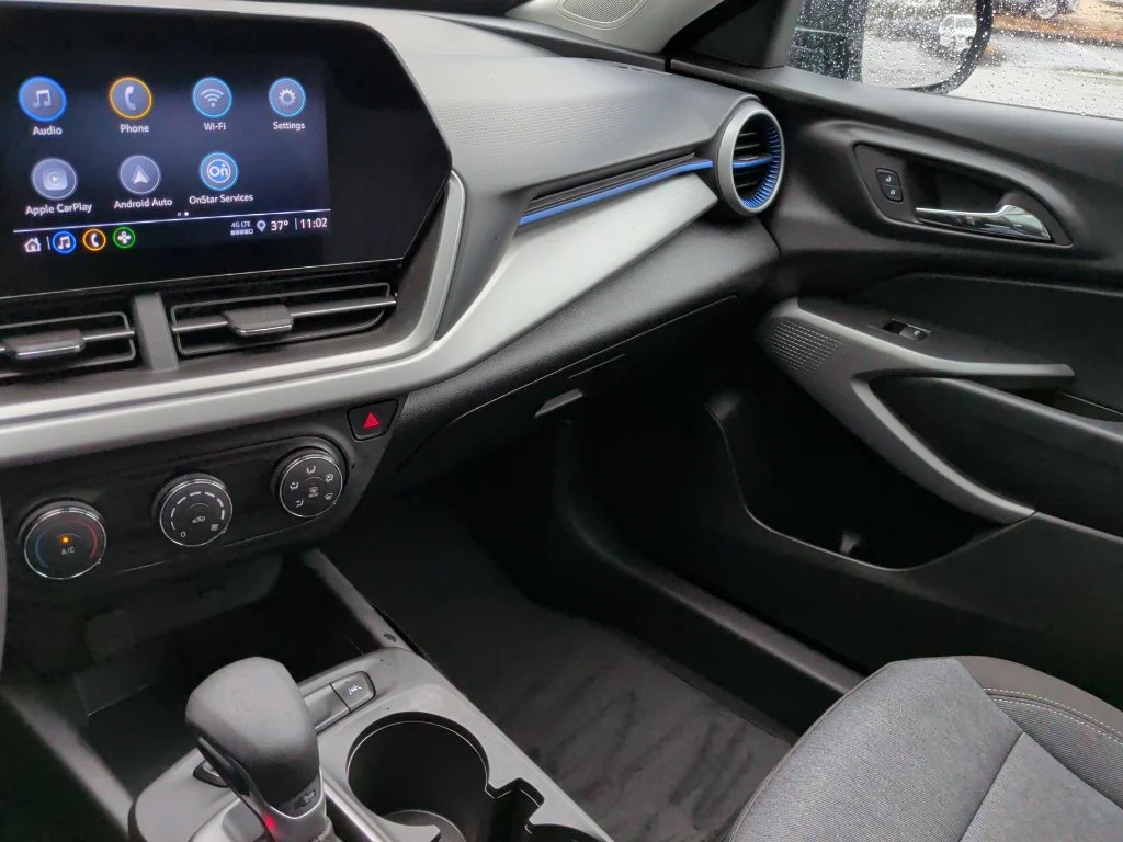 2024 Chevrolet Trax LS - Photo 22