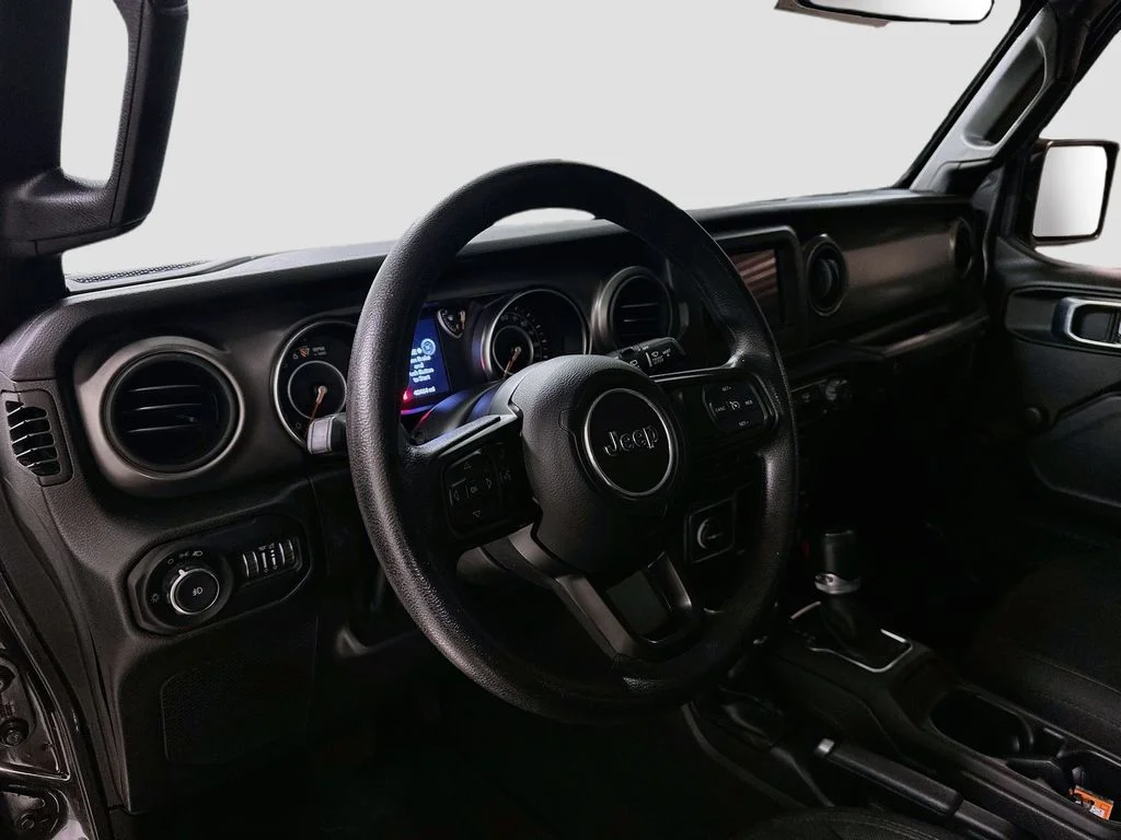 Used 2022 Gray Jeep Unlimited Willys image 4