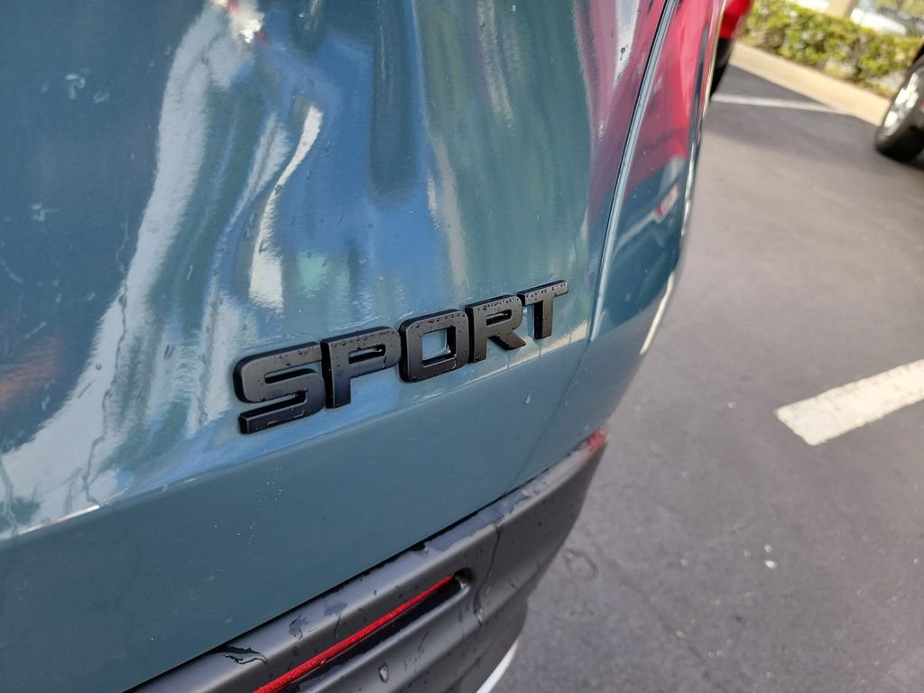 Used 2025  Honda Sport image 9
