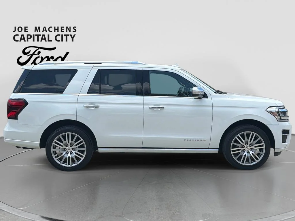 Used 2022 White Ford Platinum image 3