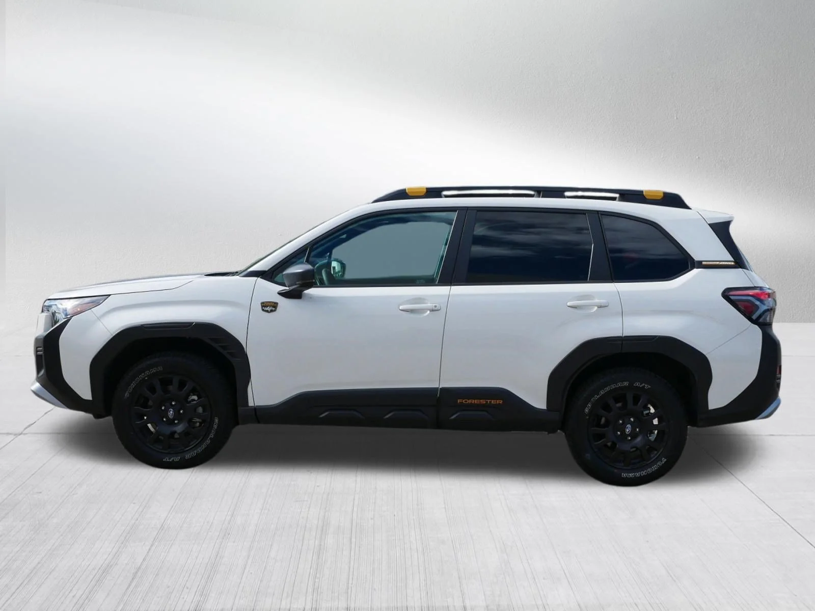 Used 2026 Crystal White Pearl Subaru Wilderness image 4