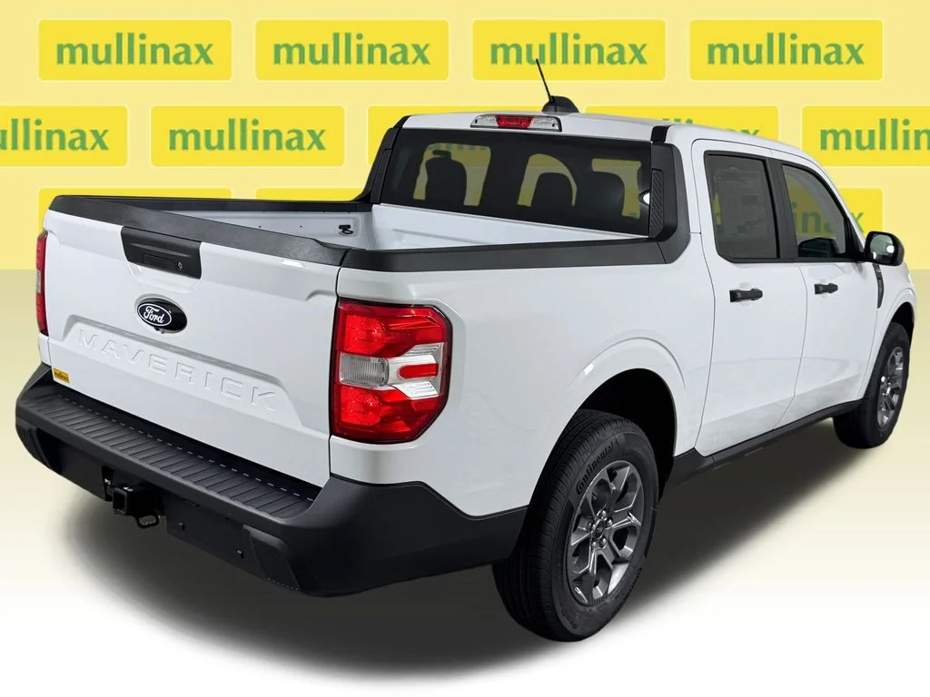 New 2026 White Ford XLT image 19