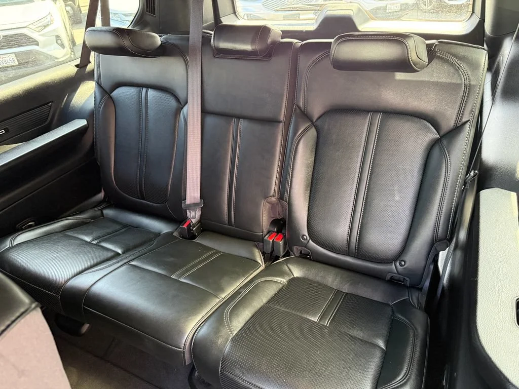 Used 2025 Black Jeep Series II image 19