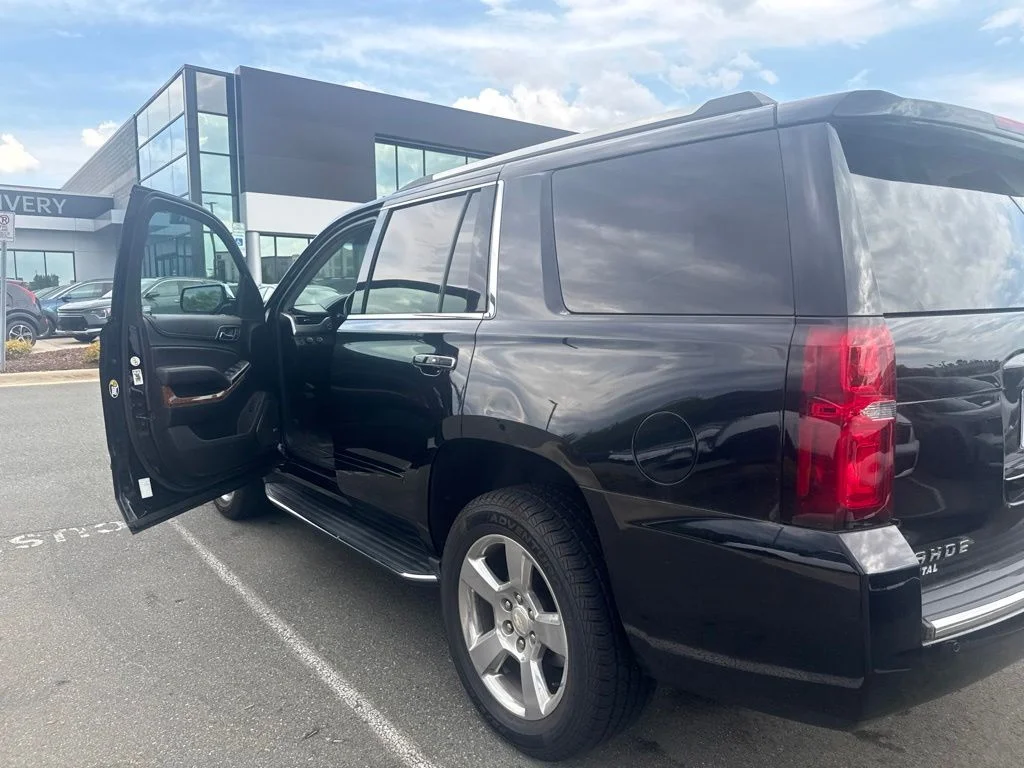 Used 2019 Black Chevrolet Premier image 3