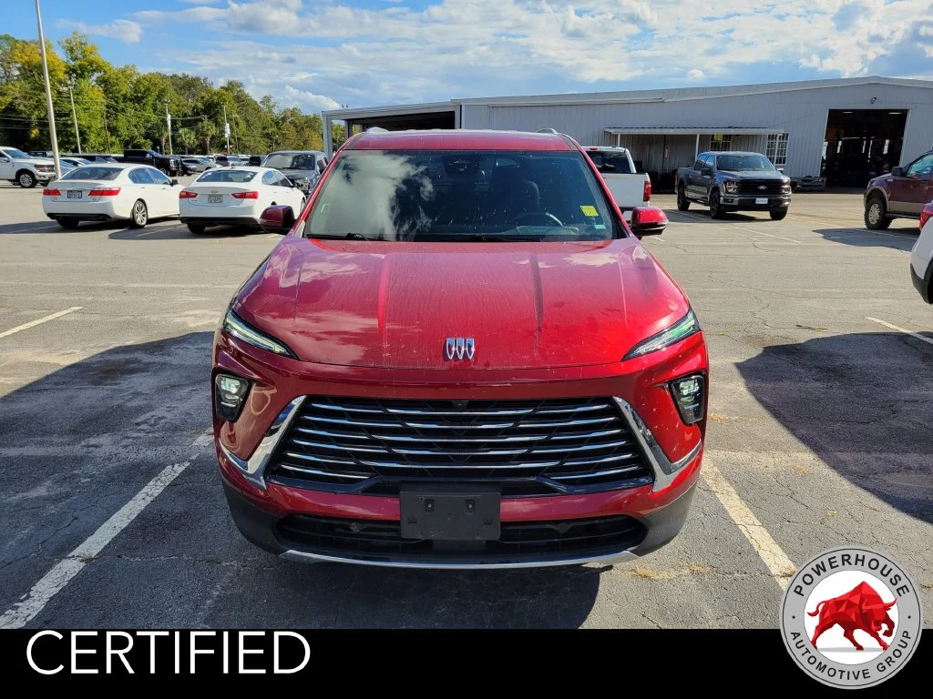Used 2025 Red Buick Preferred image 9