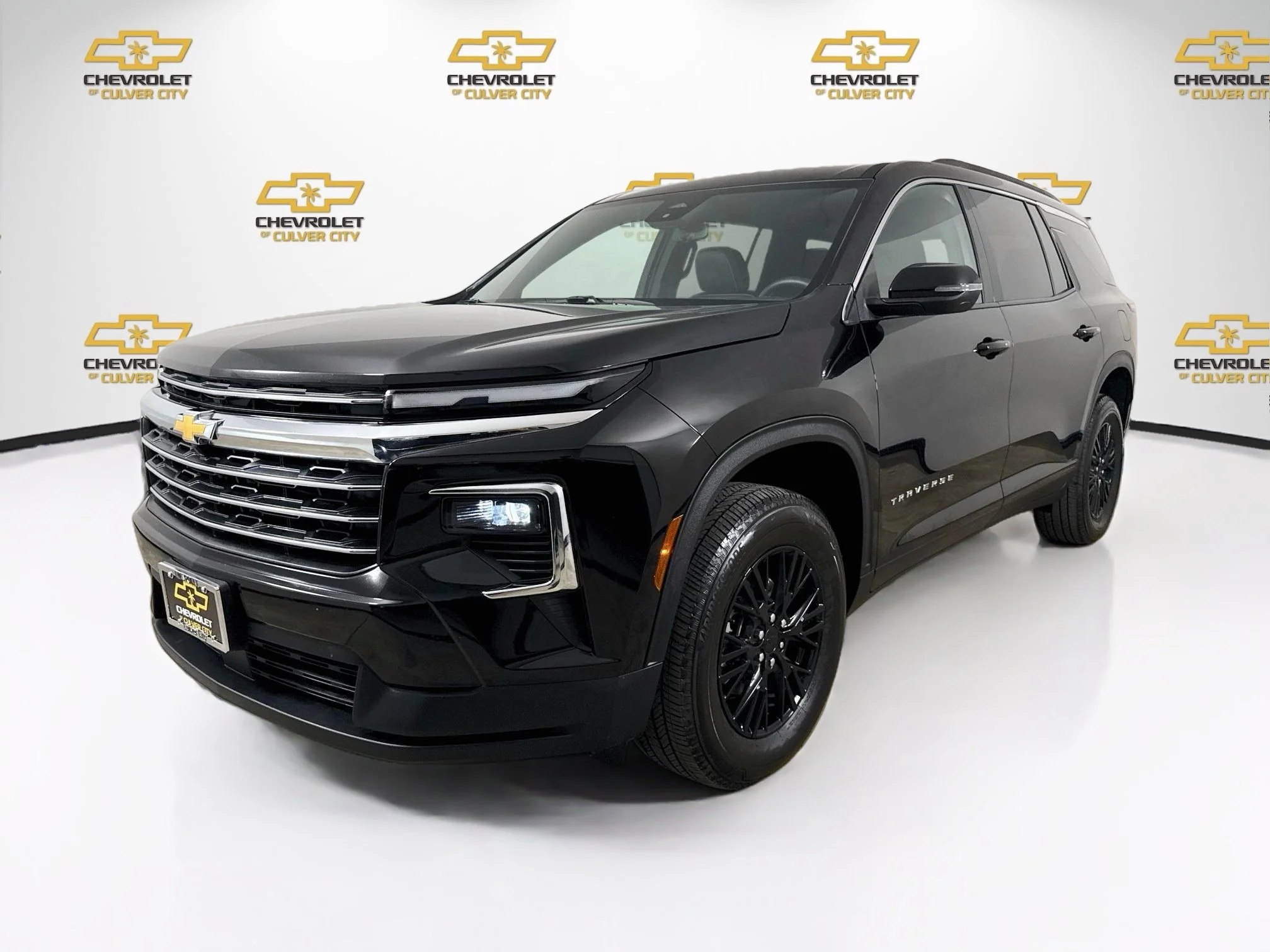 Used 2025 Mosaic Black Metallic Chevrolet LT image 3