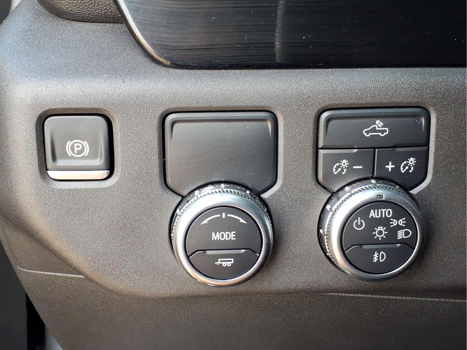 Used 2024 Thunderstorm Gray GMC Elevation image 19
