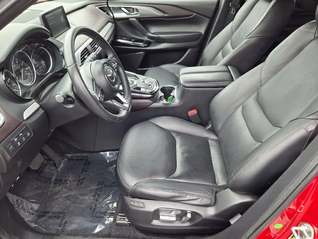 Used 2016 Red Metallic Mazda Grand Touring image 15