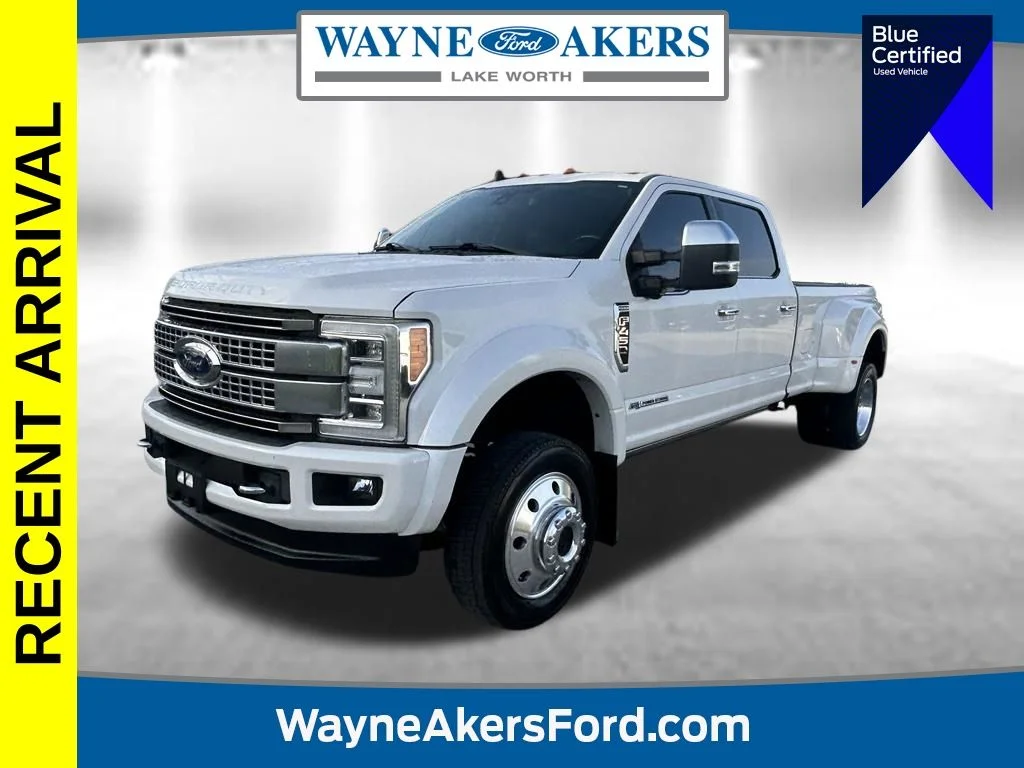 Used 2019 White Platinum Clearcoat Metallic Ford Platinum image 1
