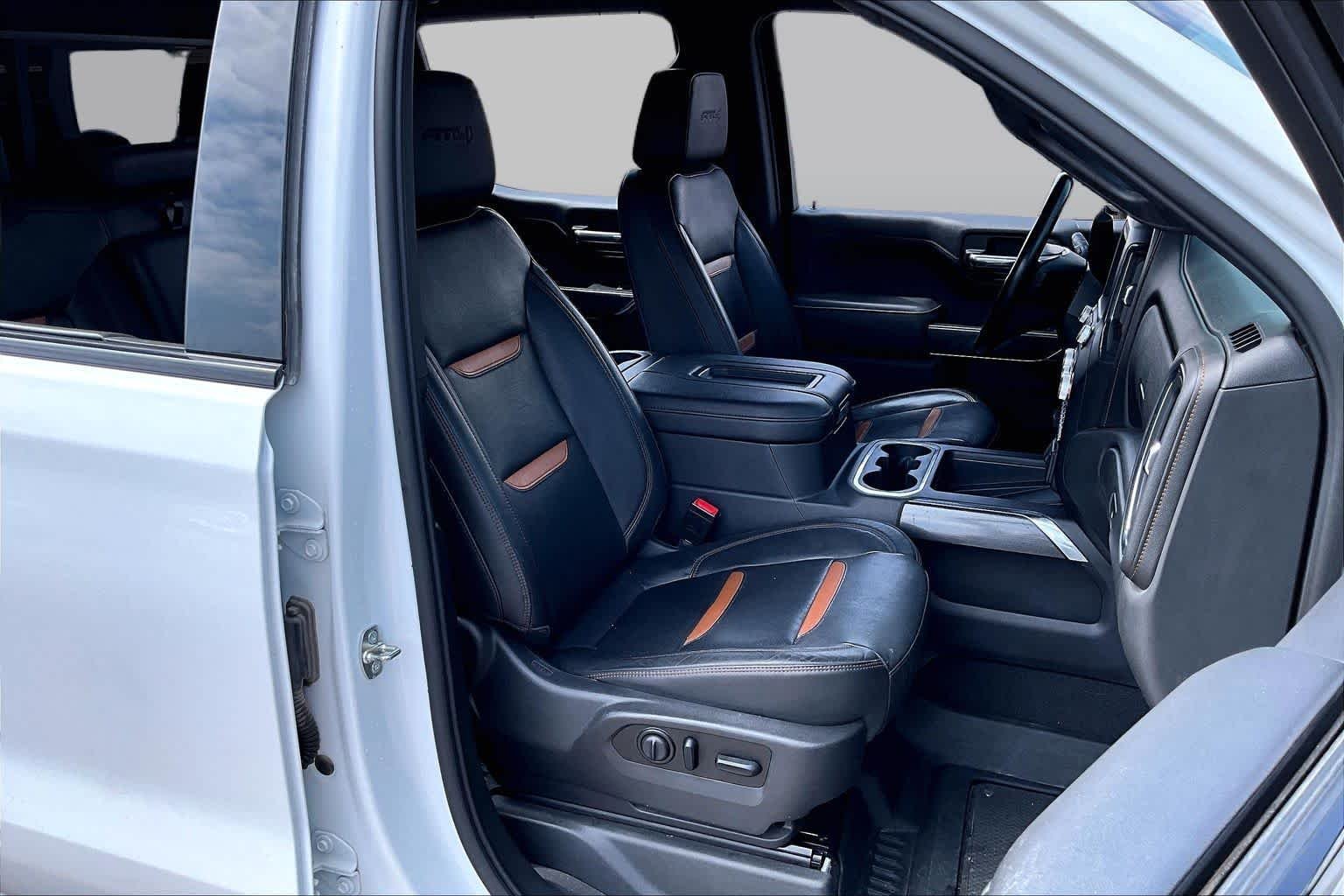 Used 2021 Summit White GMC AT4 image 8